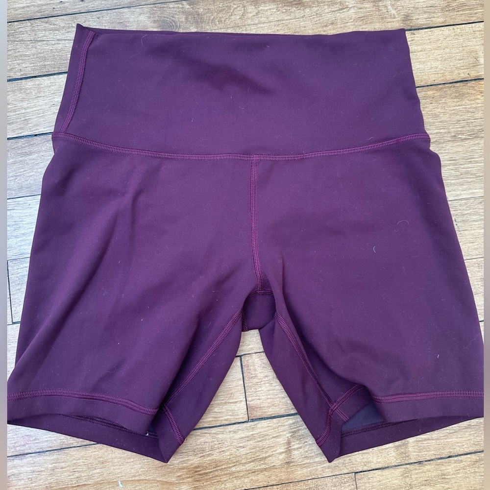 Maroon Lululemon Wunder Train High Rise 6 inch shorts